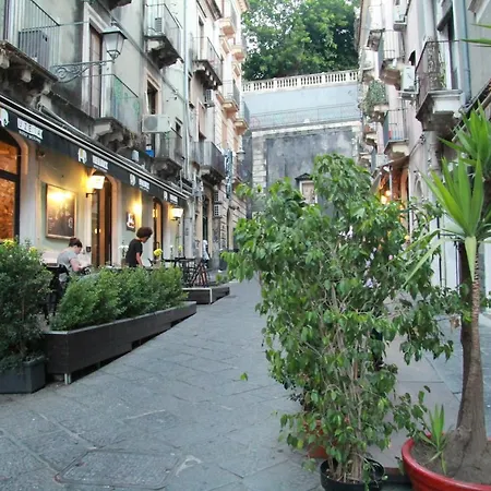 Katana Apartment *