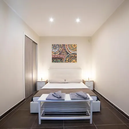 Katana Apartment
