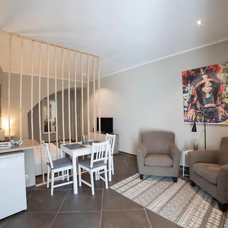 Katana Apartment *
